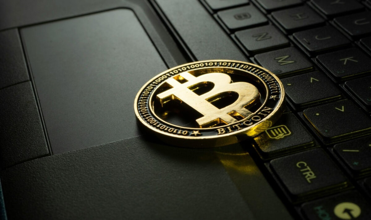 Kryptovalutor och Onlinecasinon: Vad Svenska Spelare Behöver Veta